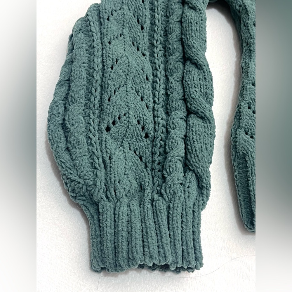 Pink Rose Women’s Polyester Chunky Soft Cozy Cable Knit Green Sweater Small - Picture 3 of 16